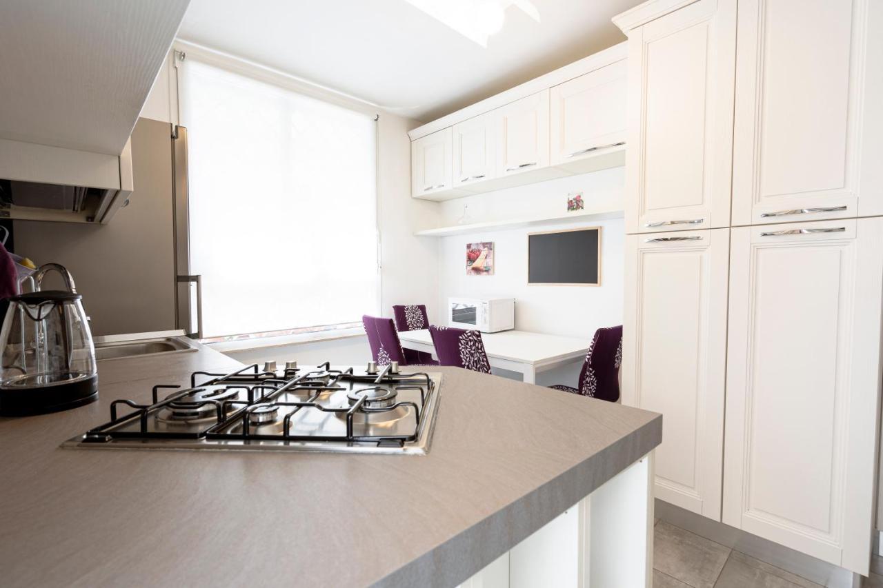 Appia Purple Terrace Apartment In Рим Екстериор снимка